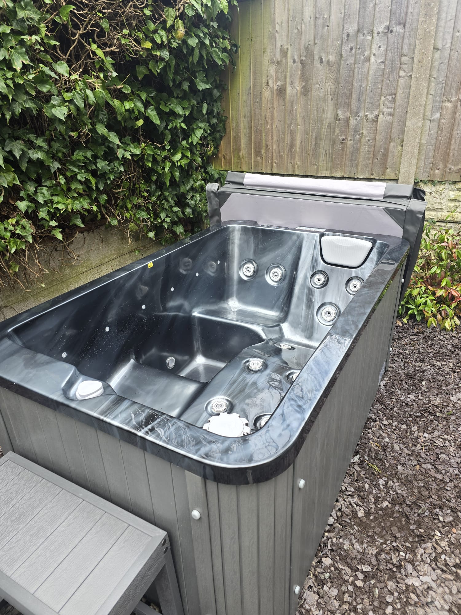 EX DEMO V3 BALBOA HOT TUB 3 Seat (Ex Demo – Showroom display) AVAILABLE MAY 2026! 5 EX DEMO V3 BALBOA HOT TUB 3 Seat (Ex Demo – Showroom display) AVAILABLE MAY 2026! - Image 5