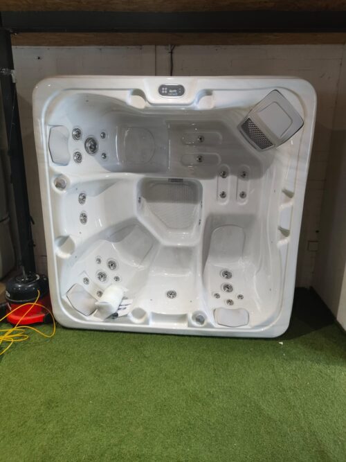 WhatsApp Image 2026 01 09 at 05.35.30