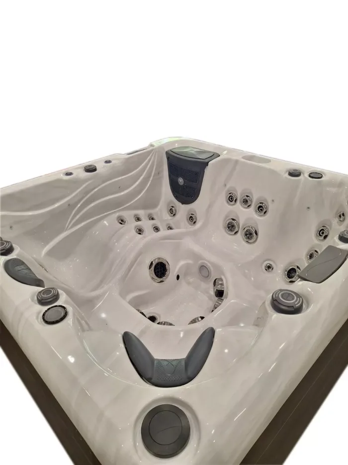 EX DEMO Palm Spas Fiji 6 seat with Lounger Hot Tub 32AMP HARDWIRED (SHOWROOM DISPLAY) - Image 7