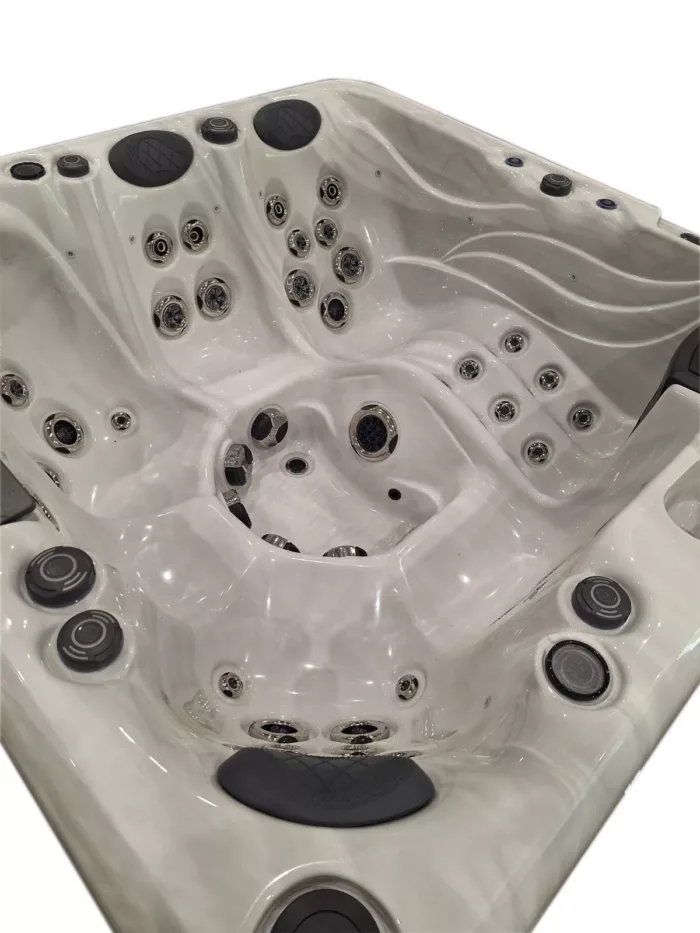 EX DEMO Palm Spas Pearl 6 seat with Lounger Hot Tub 32AMP HARDWIRED (SHOWROOM DISPLAY) - Image 8