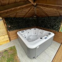EX DEMO PALM SPAS SPRITZ LUXURY HOT TUB 6 SEAT WITH LOUNGER HOT TUB WITH BALBOA CONTROLS AND HEATER - Image 5