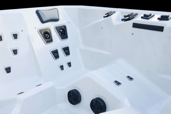 EX DEMO PALM SPAS LUNA LUXURY HOT TUB 5 SEAT WITH TWIN LOUNGER HOT TUB WITH BALBOA CONTROLS AND HEATER - Image 5