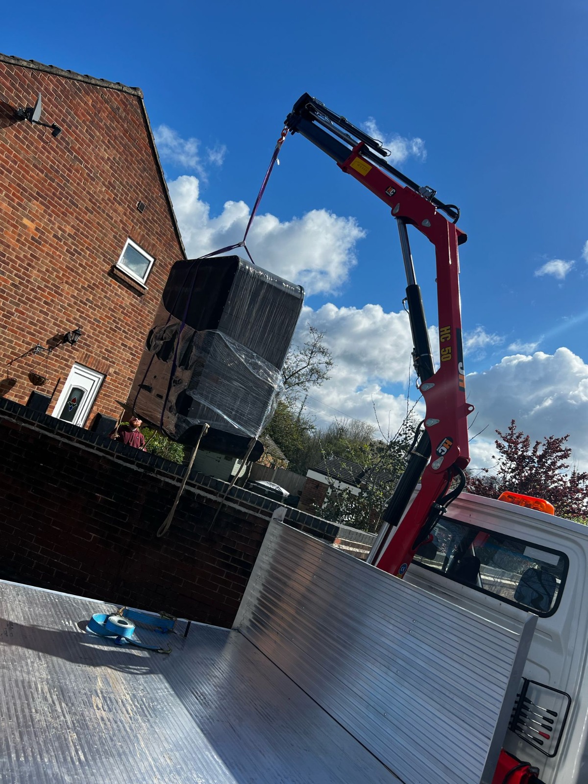 Hot Tub Hiab / Crane lift service 1 Palmspas services2
