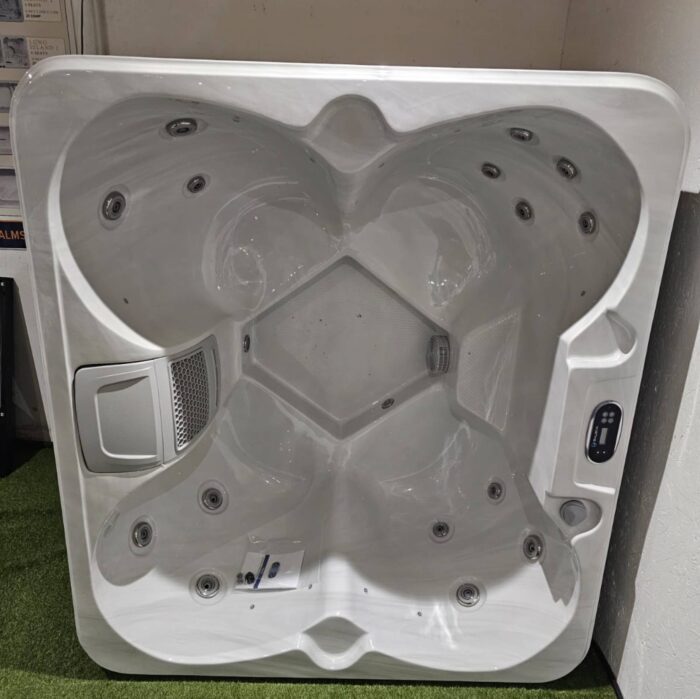EX DEMO Palm Spas Value 4 Hot Tub - Image 6