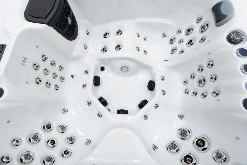 Ex Demo Cosmo 6 Person with Lounger Luxury Hot Tub (Showroom Display- AVAILABLE NOW!) 9 Ex Demo Cosmo 6 Person with Lounger Luxury Hot Tub (Showroom Display- AVAILABLE NOW!) - Image 9